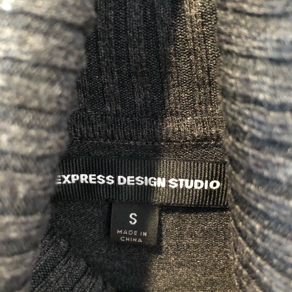Express Grey Turtleneck Sweater Sz Small - Picture 3 of 5